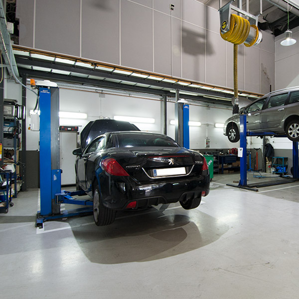 Taller Oficial Peugeot Badalona